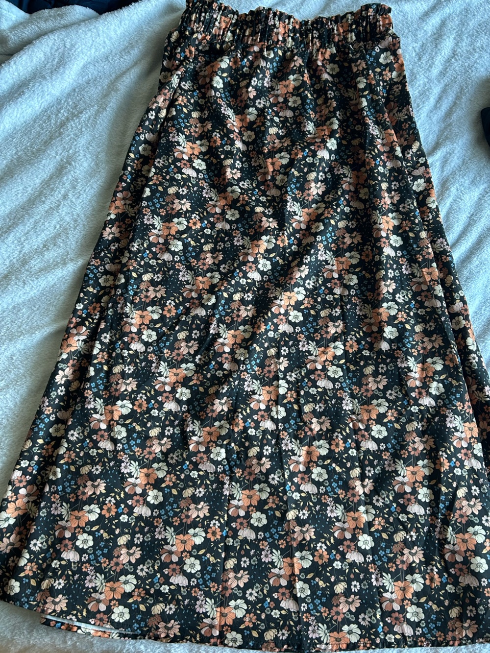 SHEIN Black Maxi Skirt with Peach & Cream Floral Print